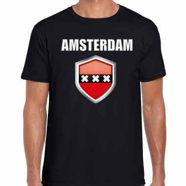 Goedkope amsterdam fun/ supporter t shirt heren met amsterdamse vlag in vlaggenschild