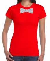 Goedkope vlinderdas t-shirt rood met zilveren glitter strikje dames